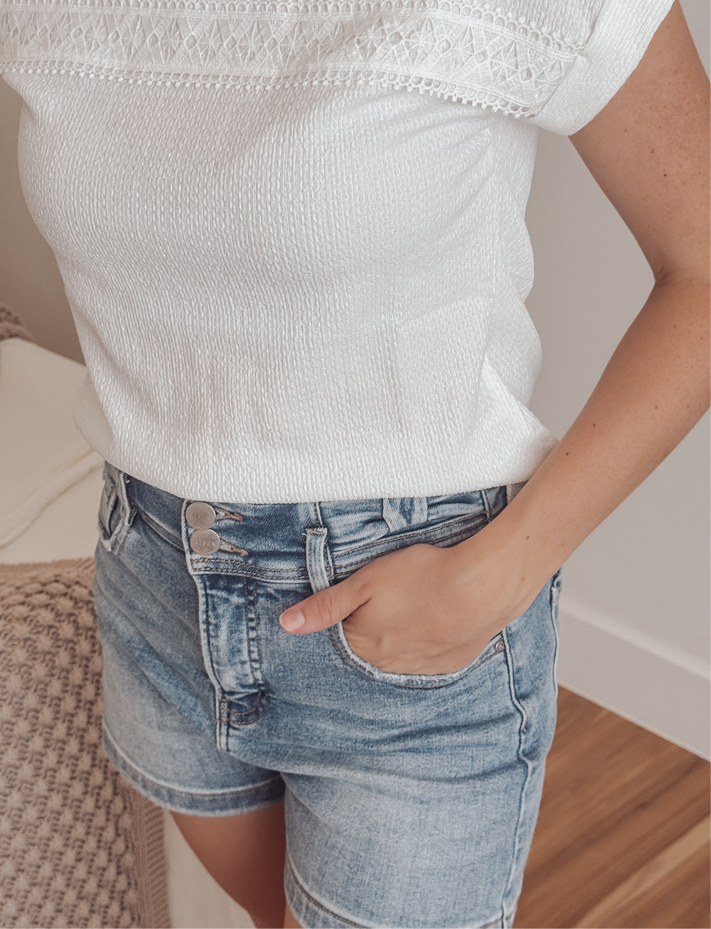 Risen Tummy Control High Rise Bow Detailed Shorts - Medium Wash