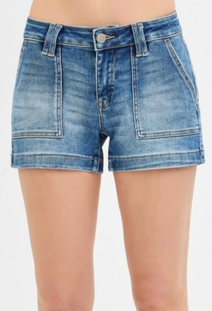 Risen Low Rise Patched Pocket Shorts - Medium Wash