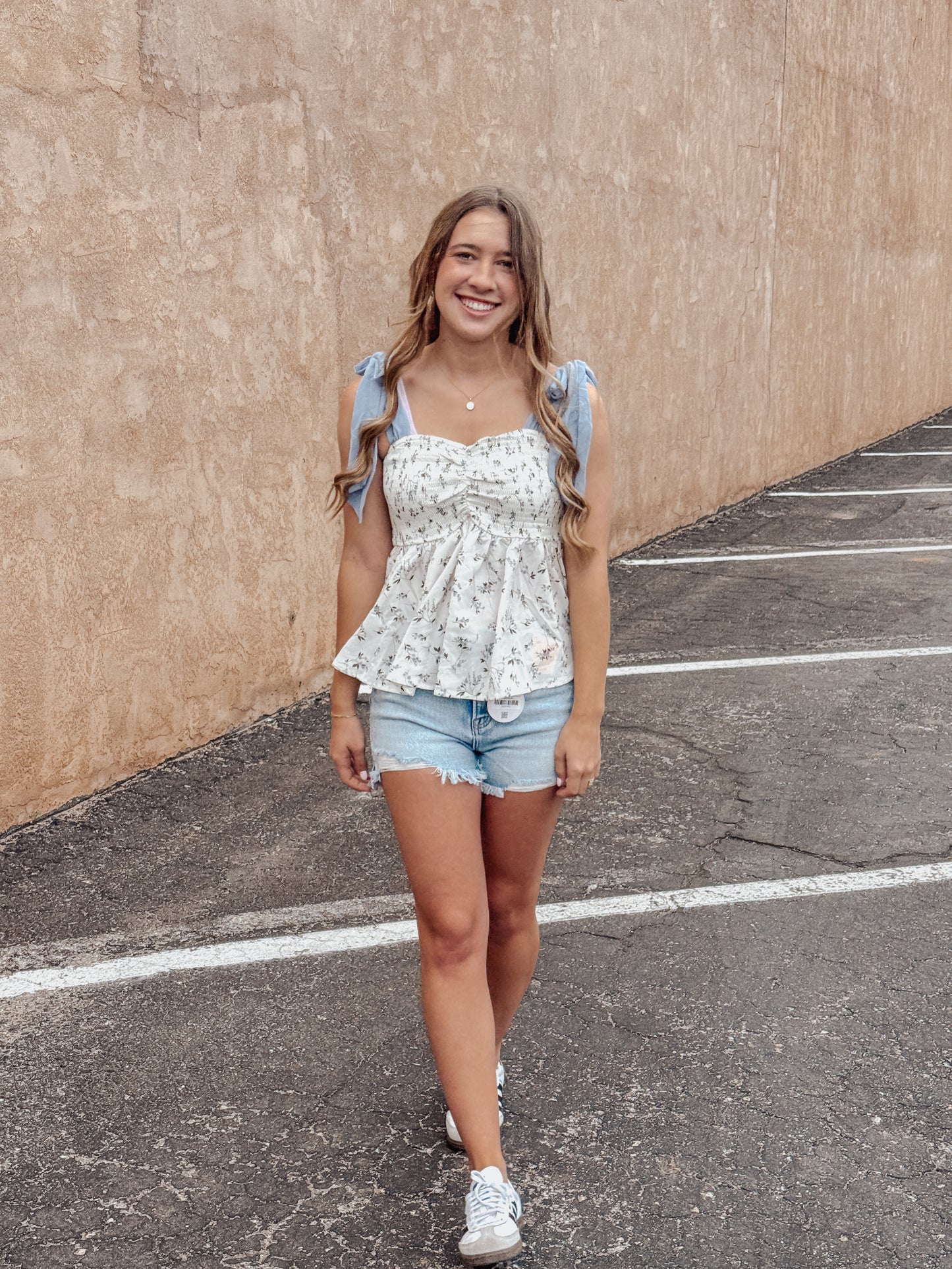 The Delaney Bow Top