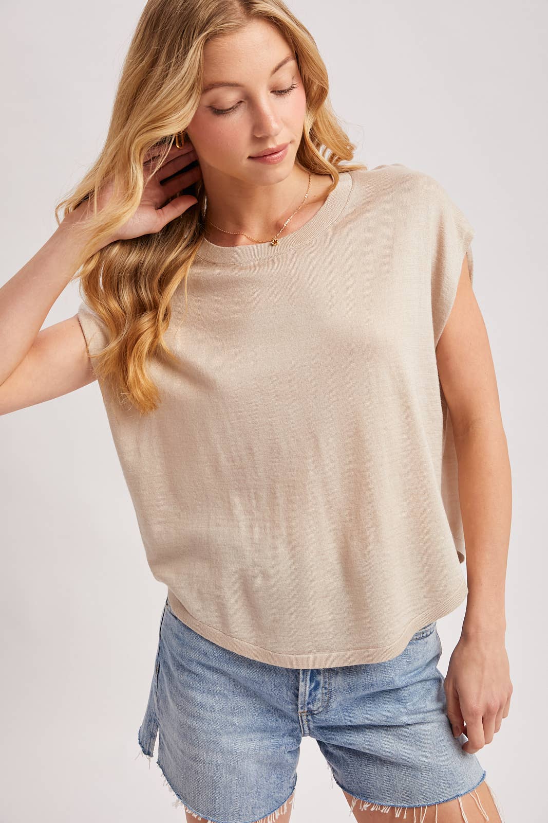 The Sandstone Everyday Tee