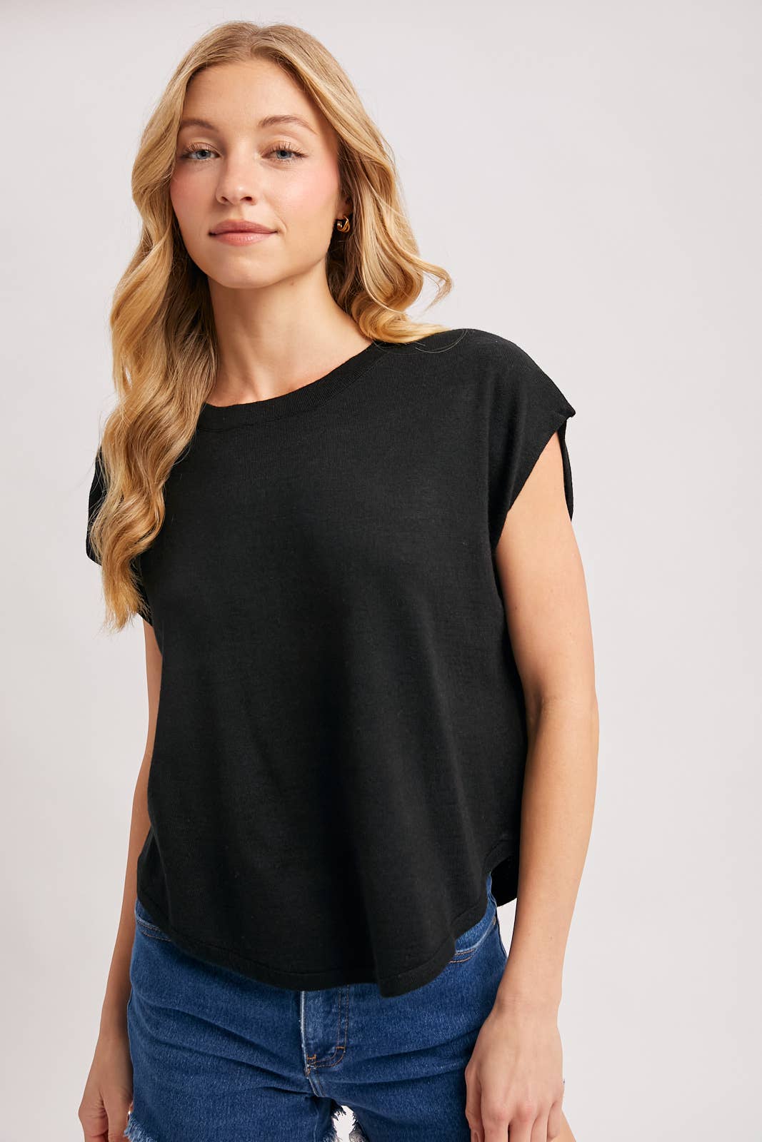 The Sandstone Everyday Tee